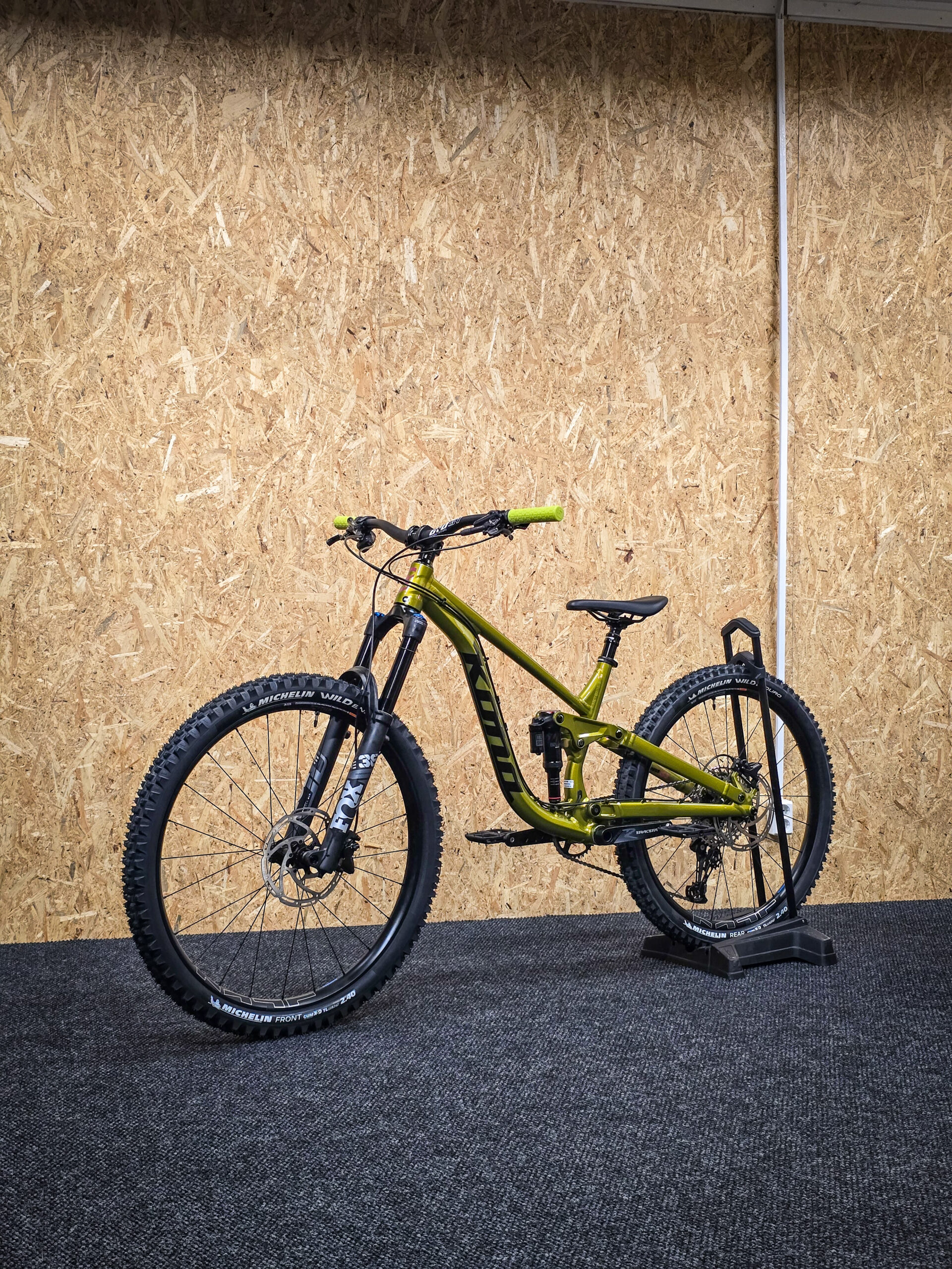 Kona Process DL 153 Olive Oulu Bikes Custom Build - Image 2