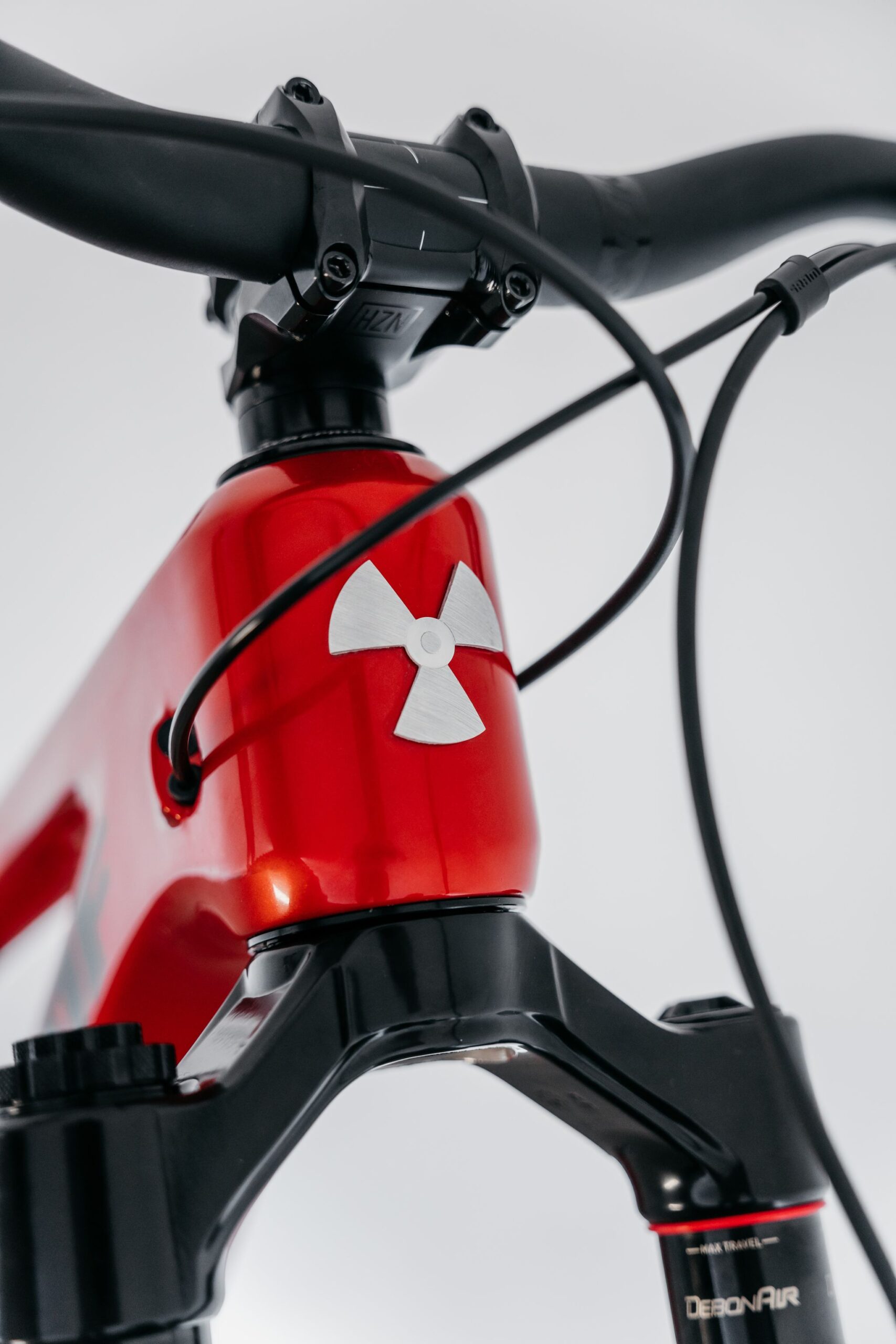 Nukeproof Giga 290 Carbon Pro - Image 3